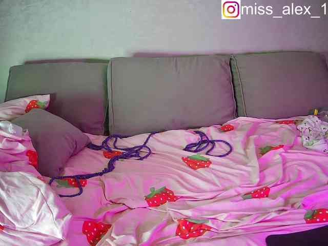 sasyhk01 Sex Cam Show
