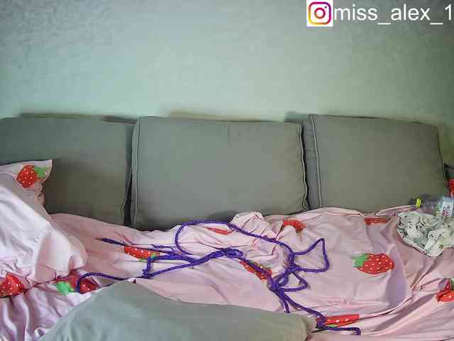 sasyhk01 Sex Cam Show