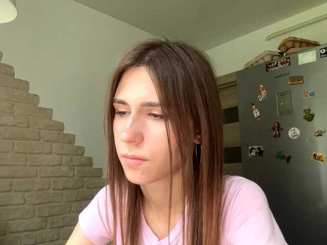 AshantiBadolato est une amatrice française qui est très bandante et propose des vidéos d'amatrices extrêmement coquines sur BongaCams. Les principaux tags pour décrire AshantiBadolato sont : White/Caucasian,Brunette,Shaved,