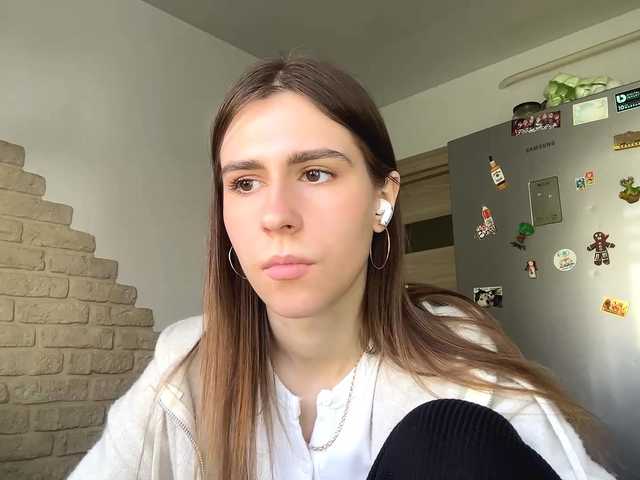 AshantiBadolato's BongaCams show and profile