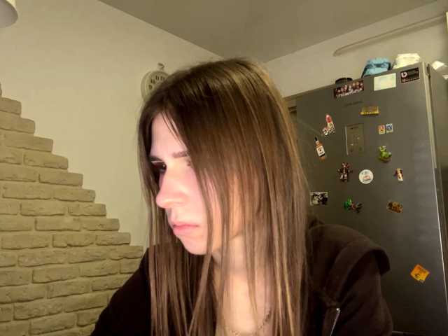 AshantiBadolato live cam preview