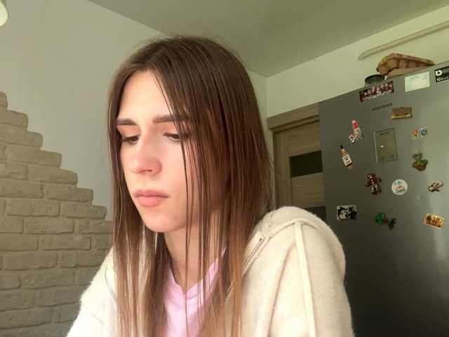 AshantiBadolato live cam on BongaCams
