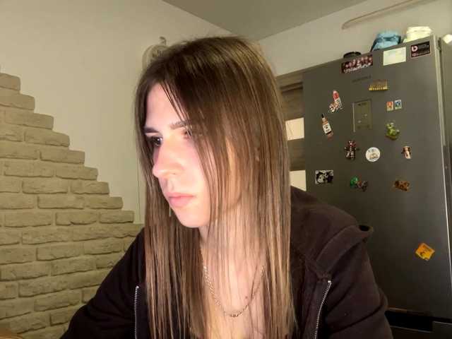 AshantiBadolato live cam preview