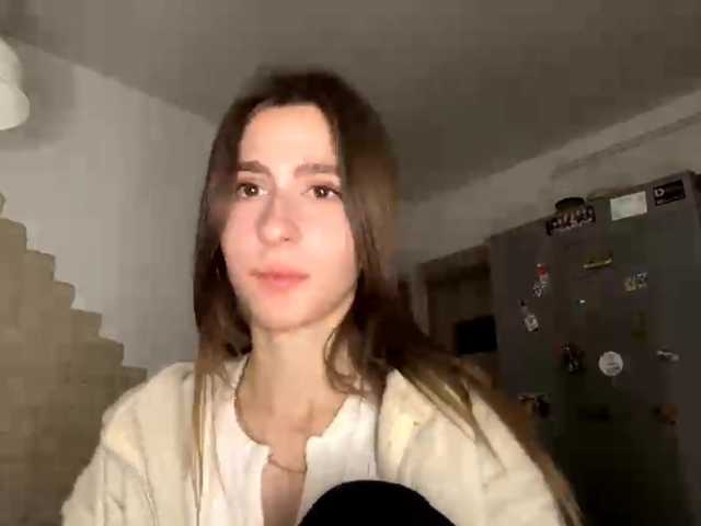 AshantiBadolato live cam on BongaCams
