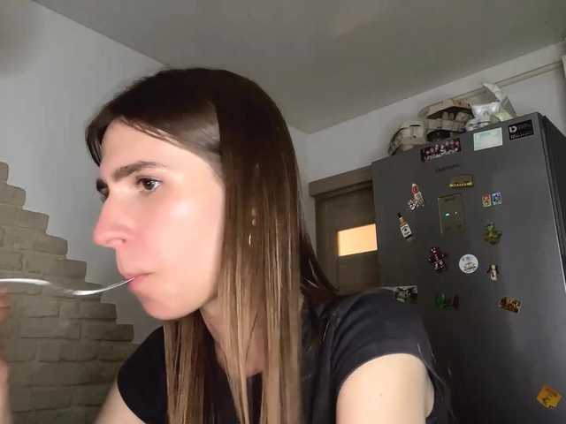 AshantiBadolato live cam on BongaCams