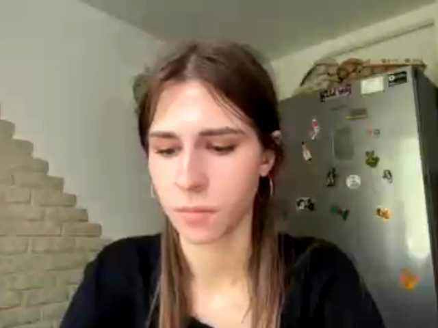 AshantiBadolato live cam preview