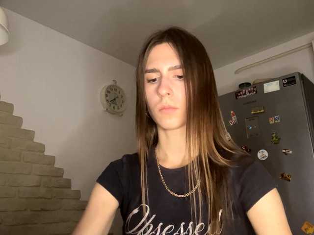 AshantiBadolato live cam on BongaCams