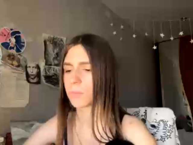AshantiBadolato live webcam show
