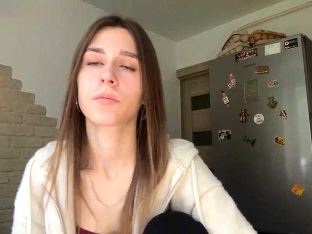 AshantiBadolato live cam on BongaCams