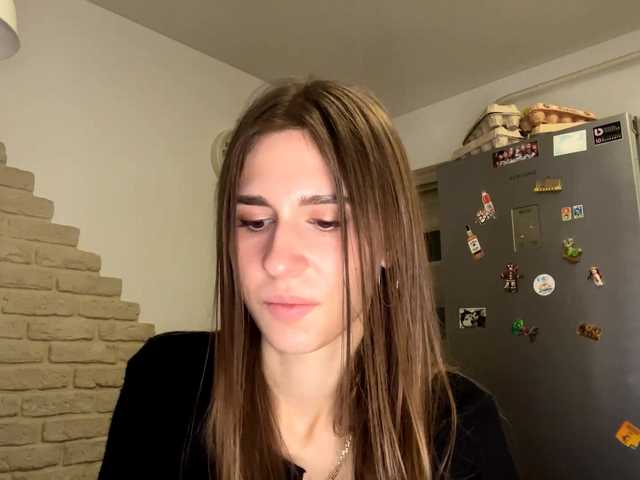 AshantiBadolato live cam preview