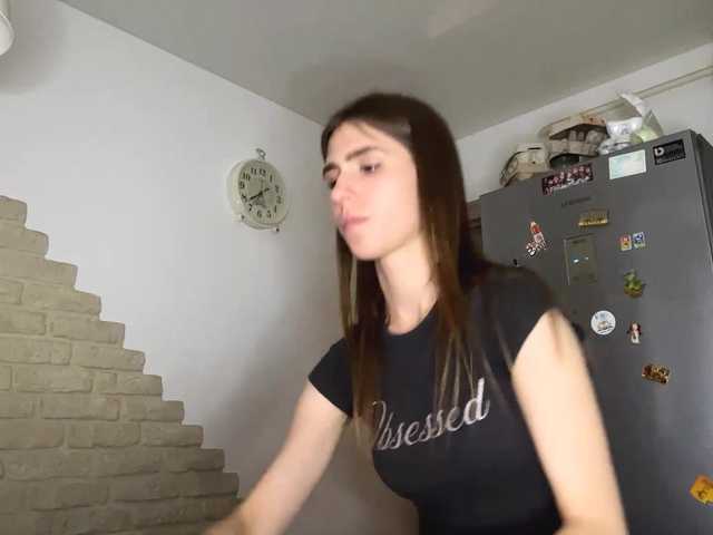 AshantiBadolato live cam on BongaCams