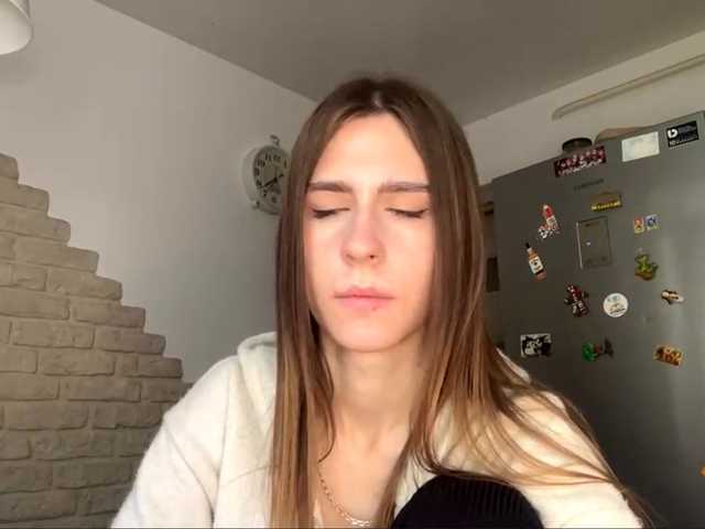 AshantiBadolato live webcam show