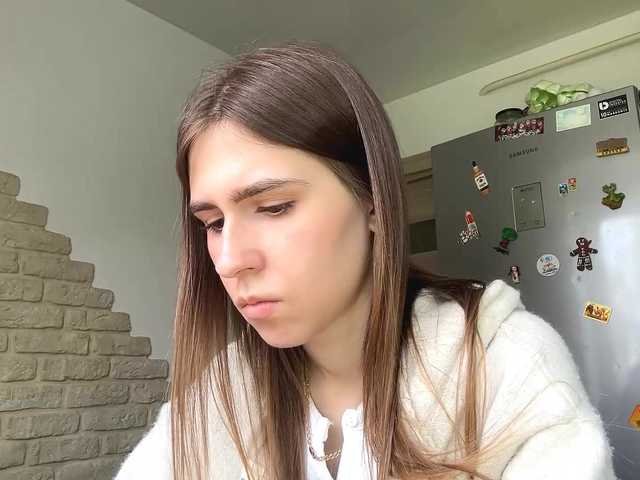 AshantiBadolato's BongaCams show and profile