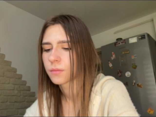 AshantiBadolato live webcam show