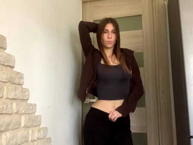AshantiBadolato live cam on BongaCams