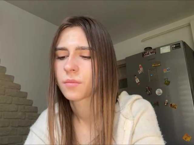 AshantiBadolato live webcam show