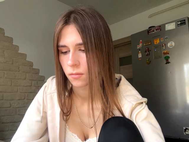 AshantiBadolato live cam on BongaCams