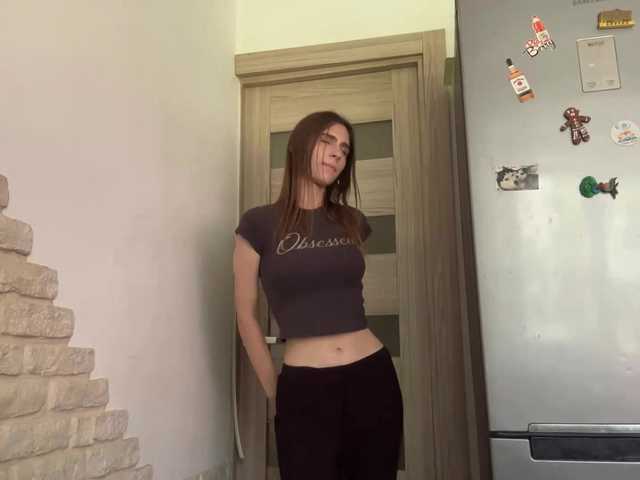 AshantiBadolato live cam on BongaCams