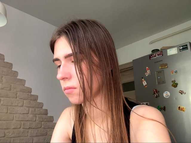 AshantiBadolato live cam on BongaCams