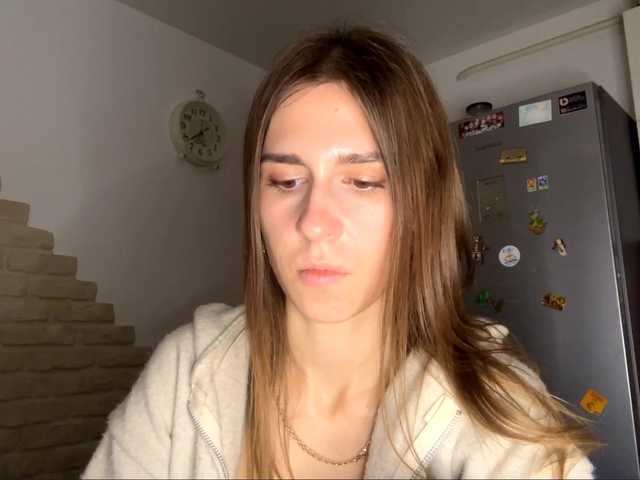 AshantiBadolato — live female cam