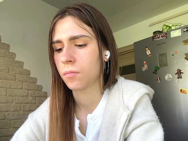 AshantiBadolato's BongaCams show and profile