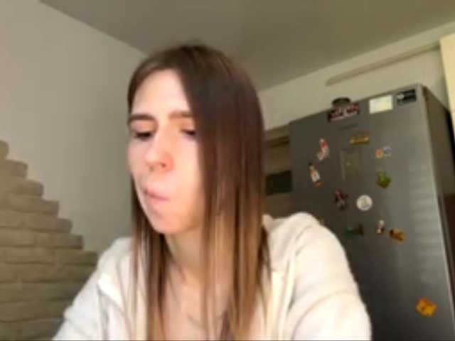 AshantiBadolato live webcam show