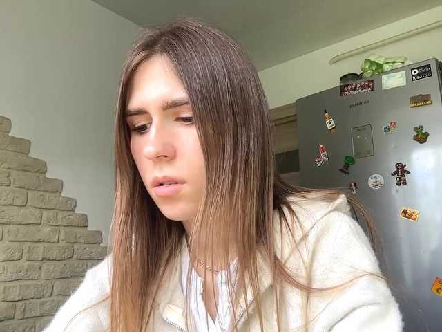 AshantiBadolato's BongaCams show and profile