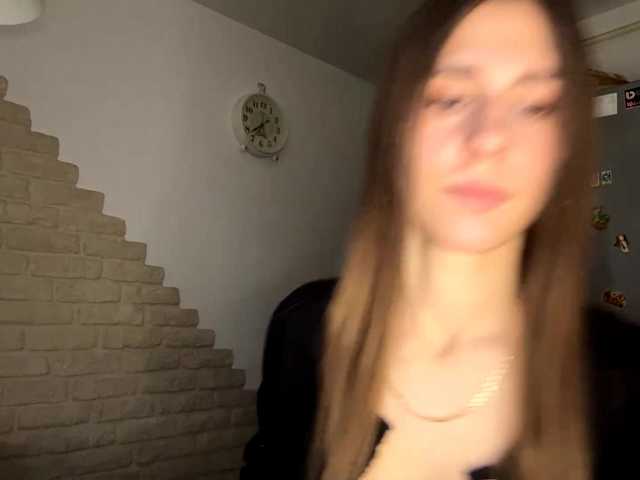 AshantiBadolato live cam on BongaCams