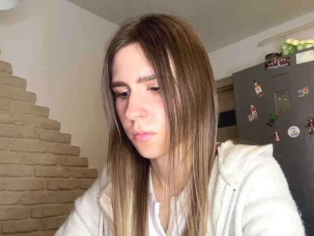 AshantiBadolato's BongaCams show and profile