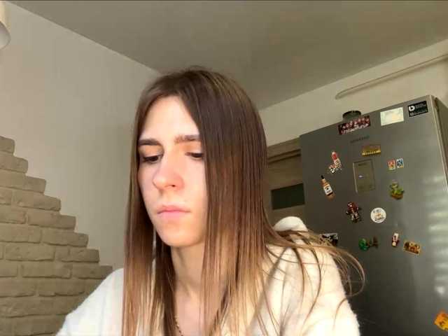 AshantiBadolato live webcam show
