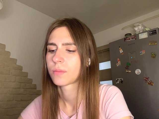 AshantiBadolato live cam on BongaCams