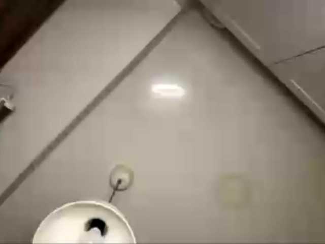 AshantiBadolato live cam on BongaCams