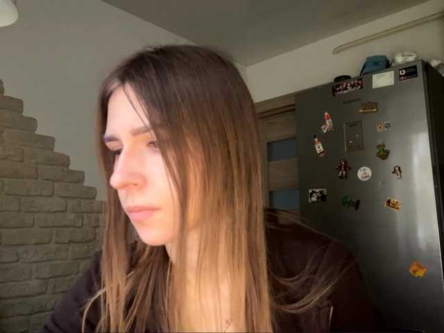 AshantiBadolato live cam preview