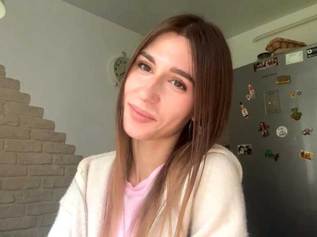 AshantiBadolato live cam on BongaCams