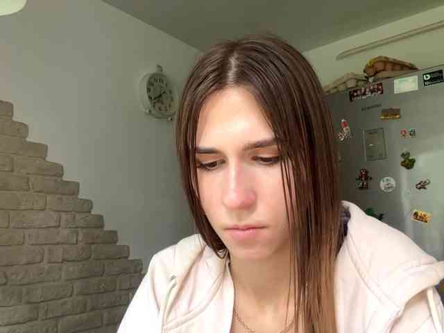 AshantiBadolato webcam