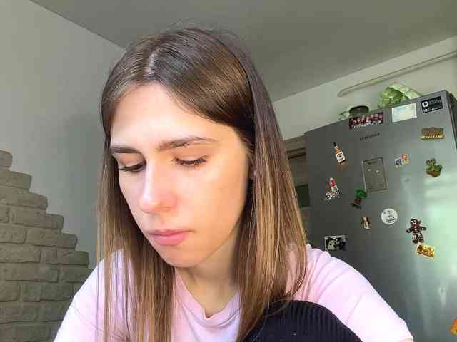 AshantiBadolato webcam