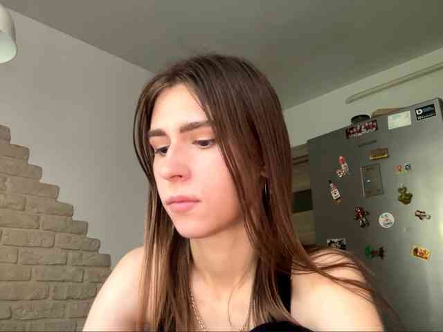 AshantiBadolato webcam