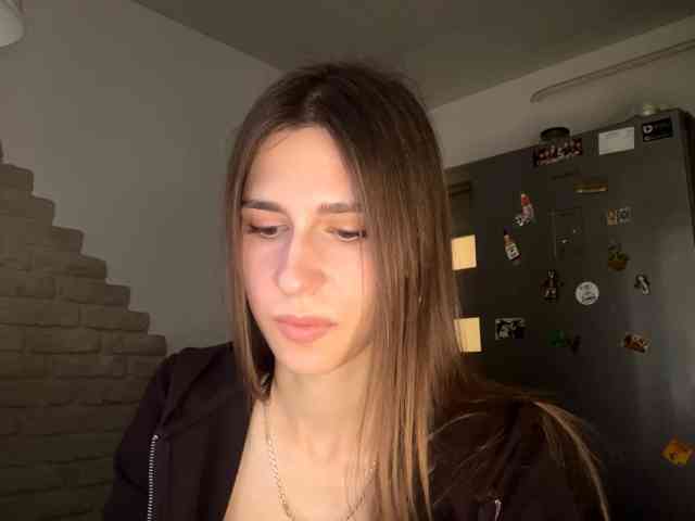 AshantiBadolato webcam