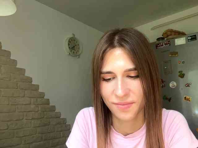 AshantiBadolato webcam