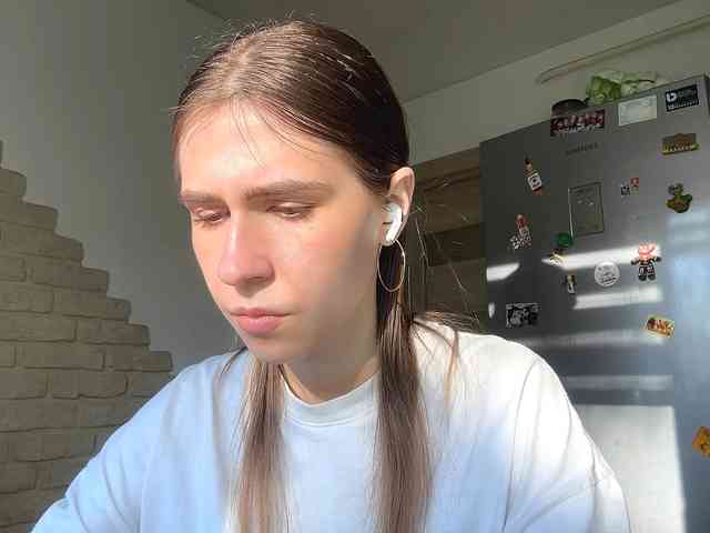 AshantiBadolato webcam