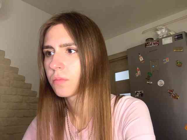 AshantiBadolato webcam