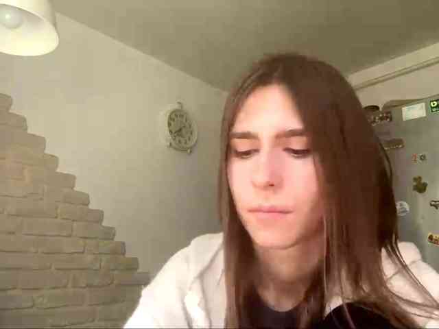 AshantiBadolato webcam