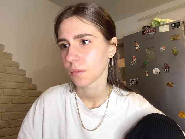 AshantiBadolato webcam