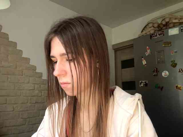 AshantiBadolato webcam