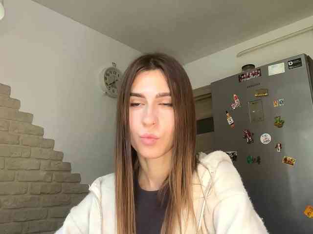 AshantiBadolato webcam