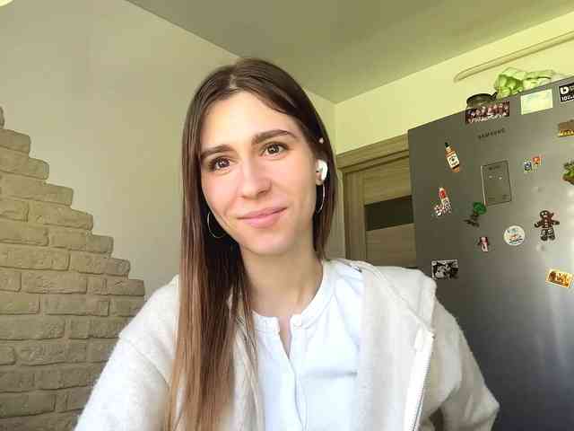 AshantiBadolato webcam