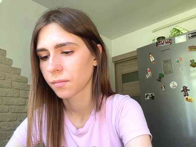AshantiBadolato webcam