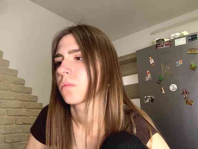 AshantiBadolato webcam