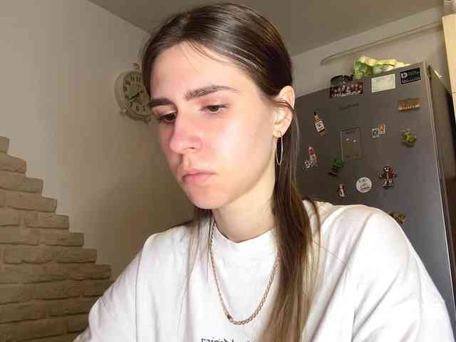 AshantiBadolato webcam