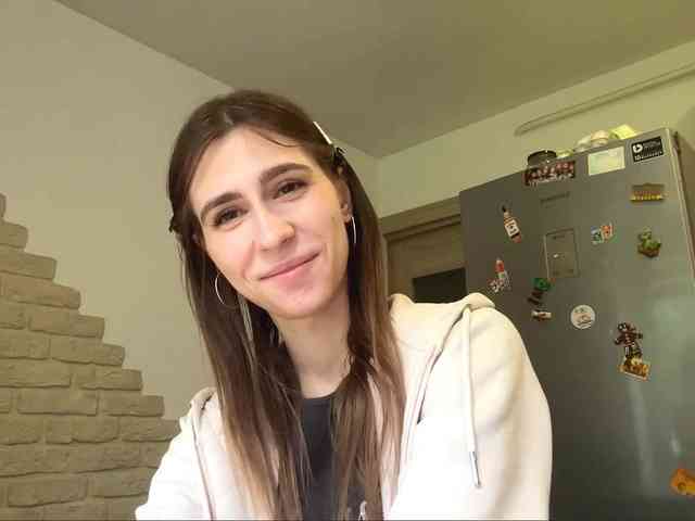 AshantiBadolato webcam